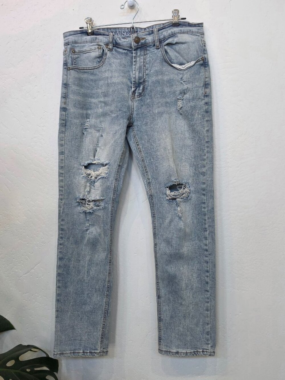Maison Article Johnny Straight Distressed Jeans 34x30